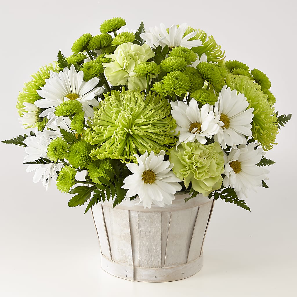 Lucky Charm Basket (Standard) – Atkinson Florist, Thornhill ON
