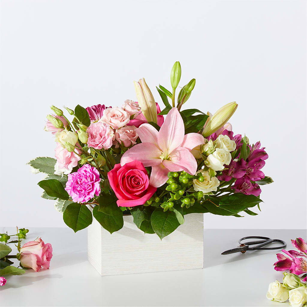 Sweetberry Box – A Florist Original – Atkinson Florist, Thornhill ON