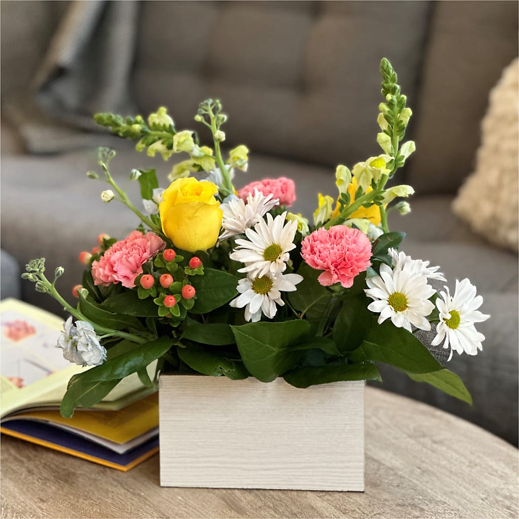 Sun Salutation Box Bouquet – Atkinson Florist, Thornhill ON