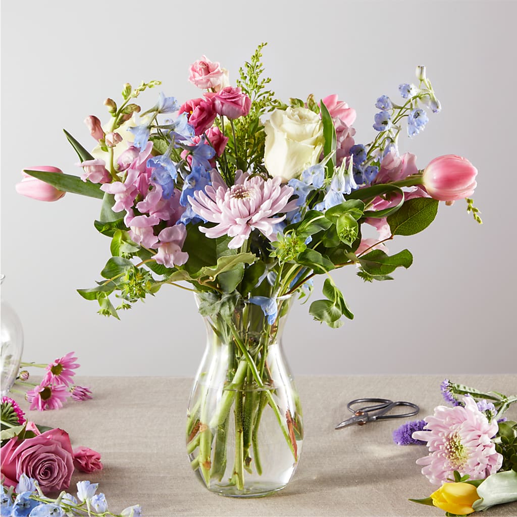 Pastel Tradition - A Florist Original – Atkinson Florist, Thornhill ON