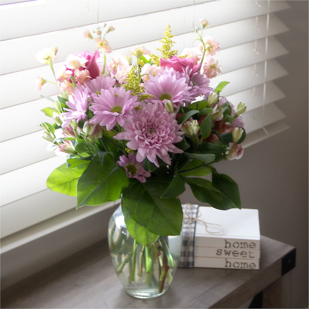 Pastel Tradition - A Florist Original – Atkinson Florist, Thornhill ON