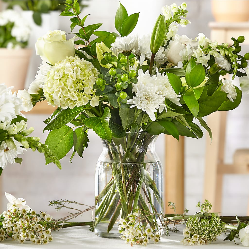 Classic Ivory – A Florist Original – Atkinson Florist, Thornhill ON