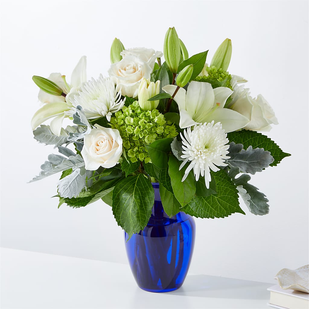 Snowy Dreams Bouquet – Atkinson Florist, Thornhill ON