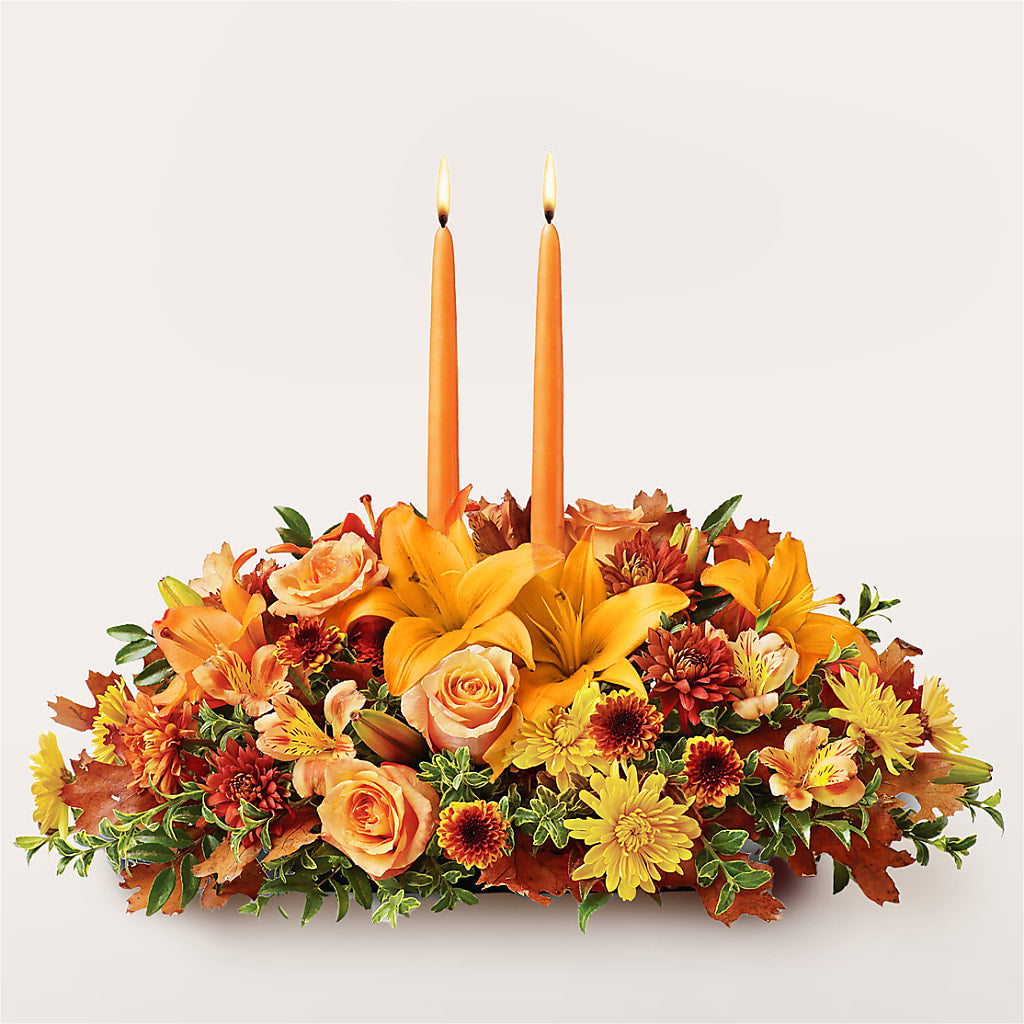Traditions Centerpiece – Atkinson Florist, Thornhill ON