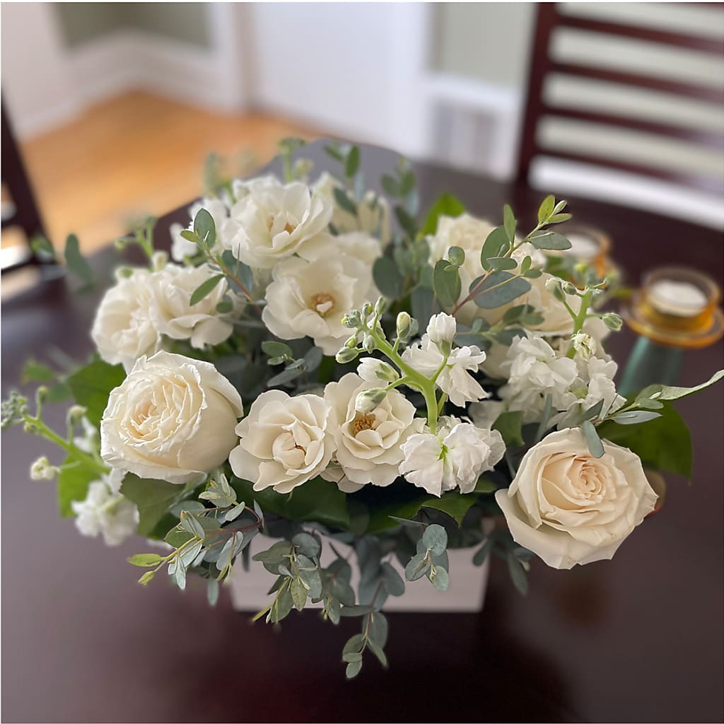 Fresh Linen Box Bouquet –  Atkinson Florist, Thornhill ON