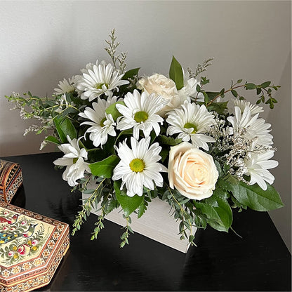 Fresh Linen Box Bouquet –  Atkinson Florist, Thornhill ON