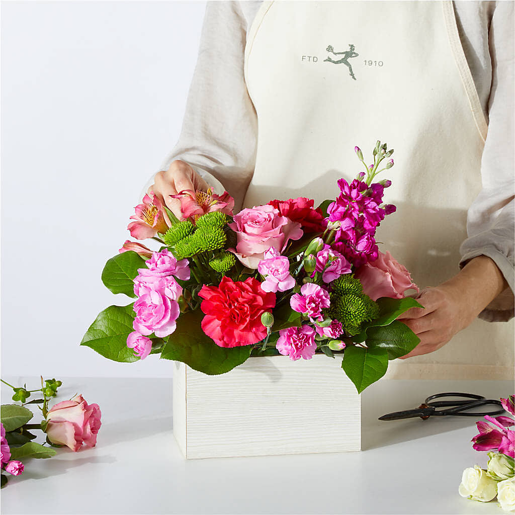 Sweetberry Box – A Florist Original –  Atkinson Florist, Thornhill ON