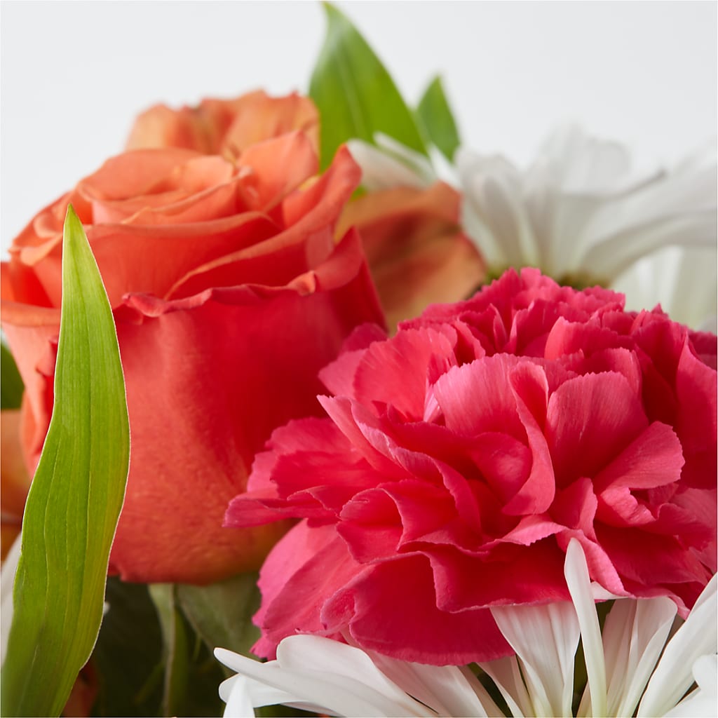 Oopsie Daisy Bouquet –  Atkinson Florist, Thornhill ON